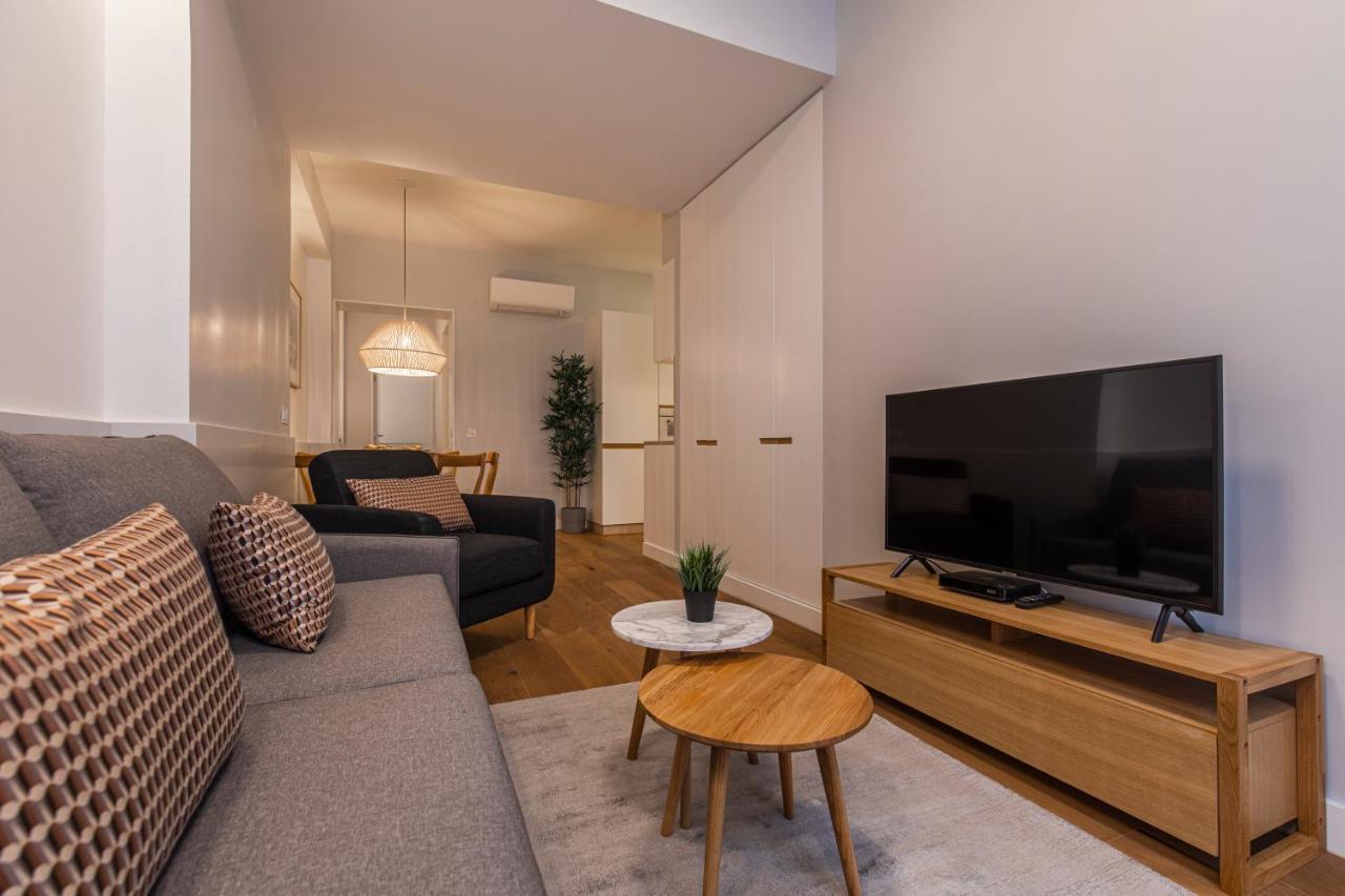 Upscale & Modern 2Bdr Apartment Лиссабон Экстерьер фото