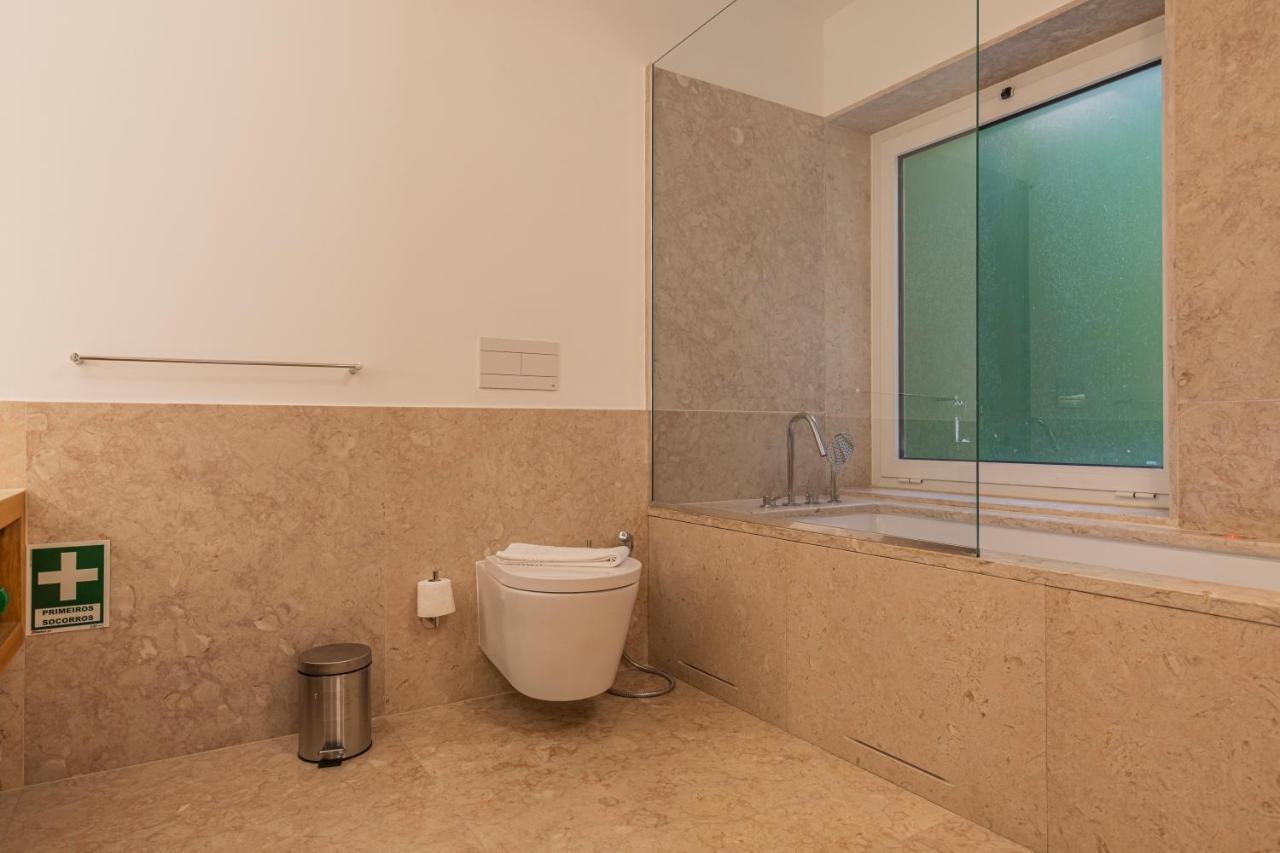 Upscale & Modern 2Bdr Apartment Лиссабон Экстерьер фото